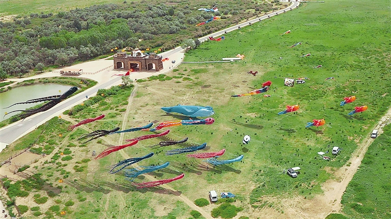 通湖草原 秋景如畫(huà)