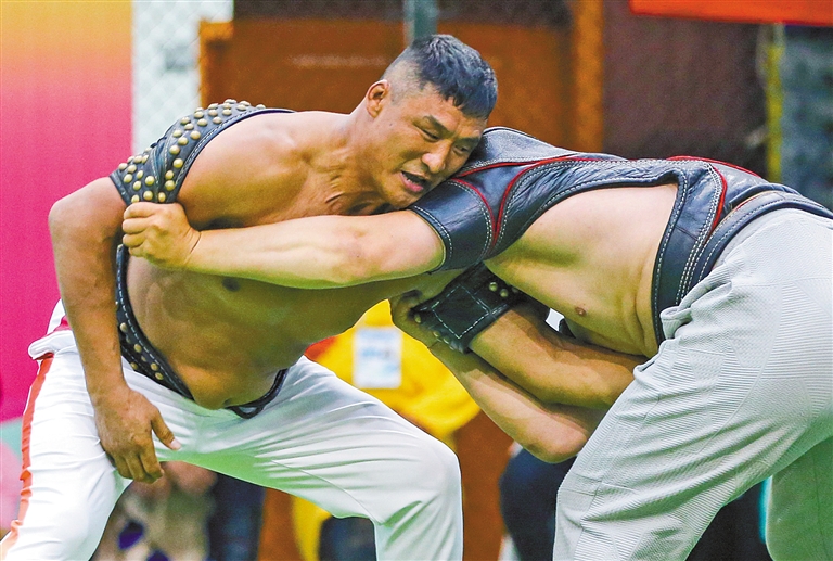 民族團(tuán)結(jié)的盛會(huì) 群眾體育的盛會(huì)